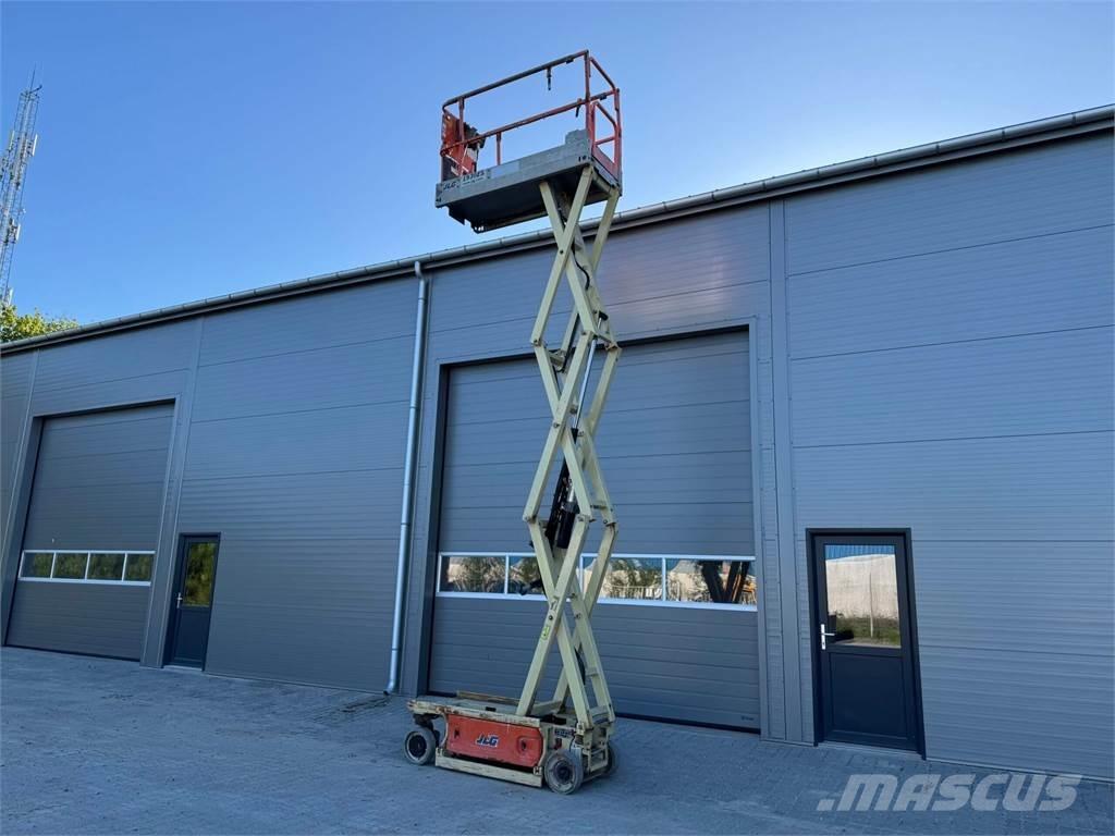 JLG 1930es Diger lift ve platformlar