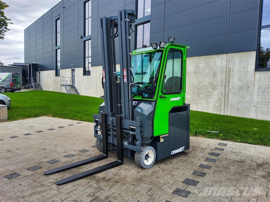 Combilift CBE 3000 4 yönlü reach truck