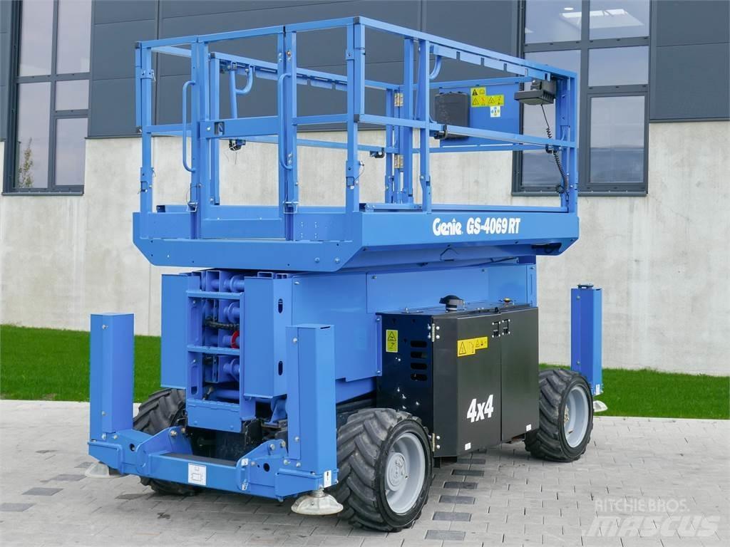 Genie GS 4069RT Makasli platformlar