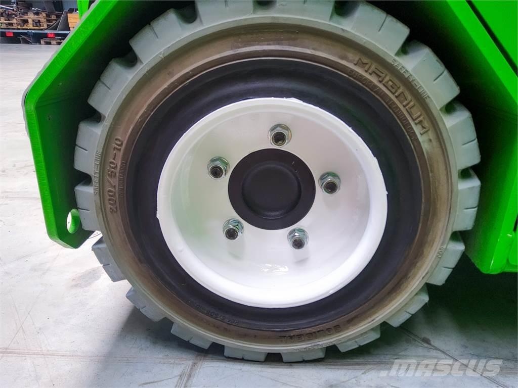 JMG MC 32S Teleskopik yükleyiciler
