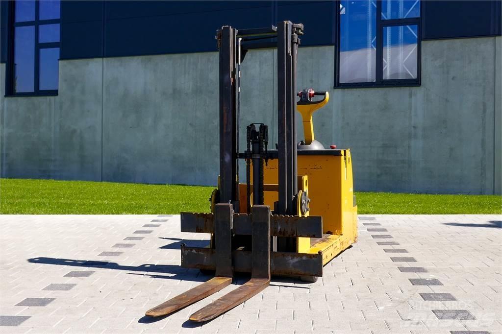Linde L12 Yaya kumandali istif makinasi