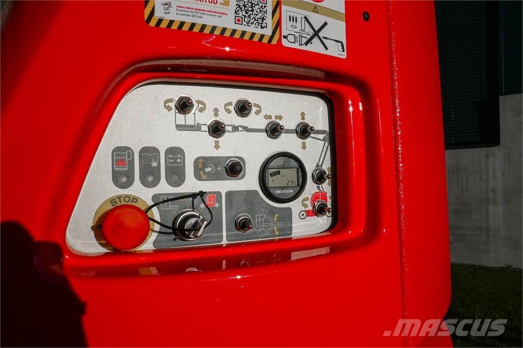 Manitou 120 AETJC Körüklü personel platformları