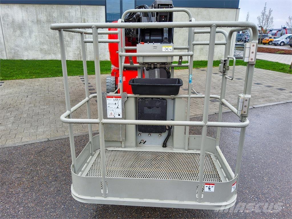 Manitou 150 AETJC Körüklü personel platformları