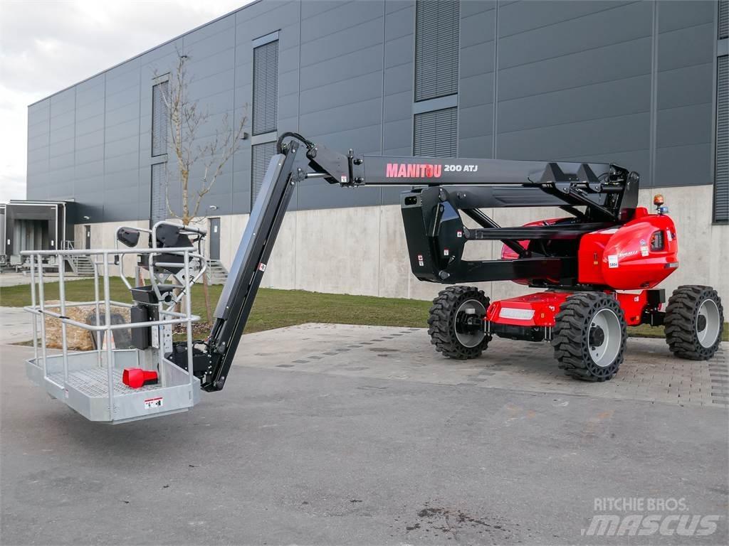 Manitou 200 ATJ Körüklü personel platformları