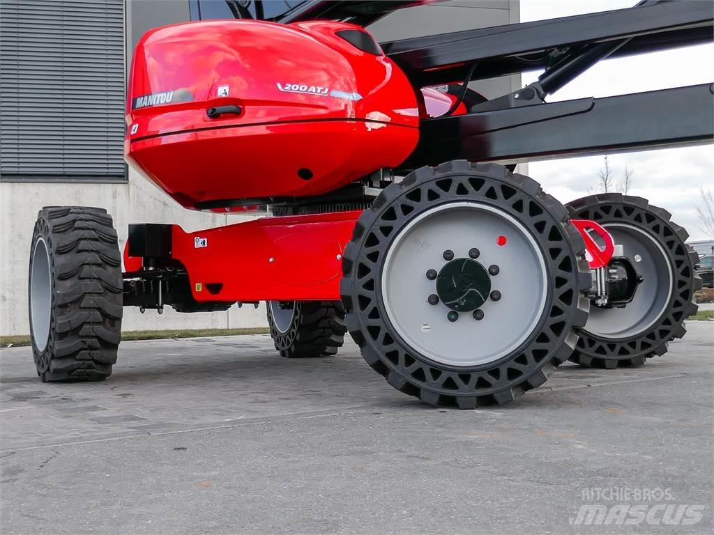 Manitou 200 ATJ Körüklü personel platformları