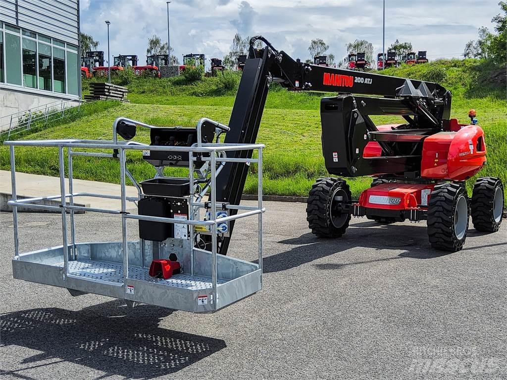 Manitou 200 ATJ Körüklü personel platformları