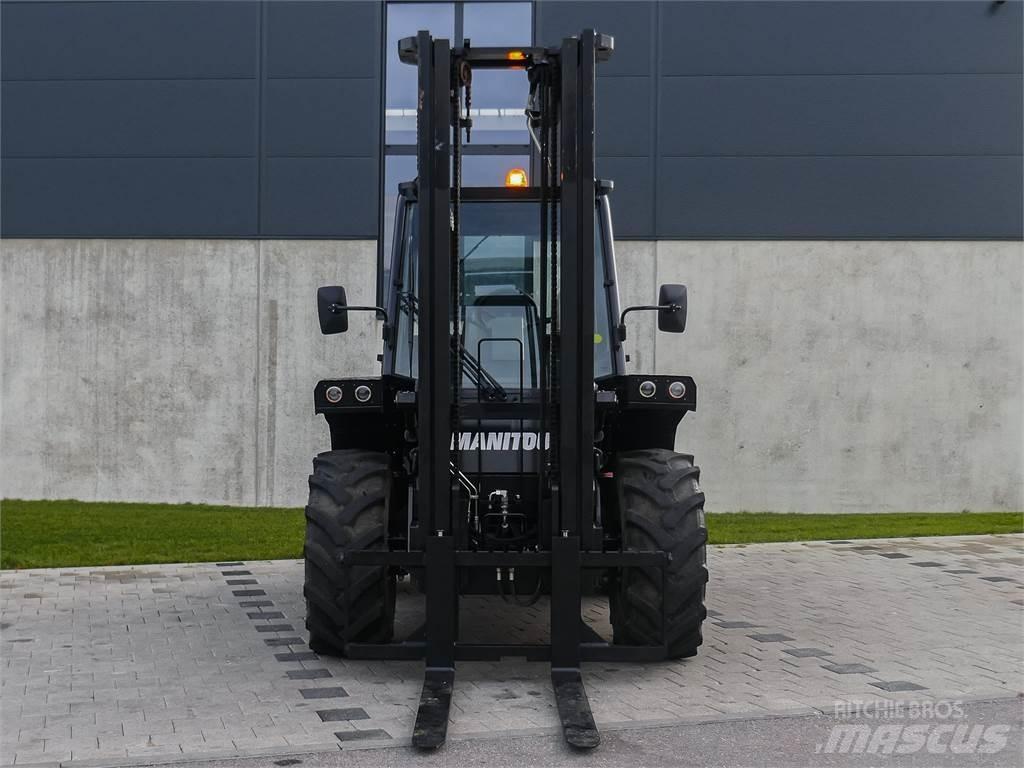 Manitou M 30-4 Arazi tipi forklift