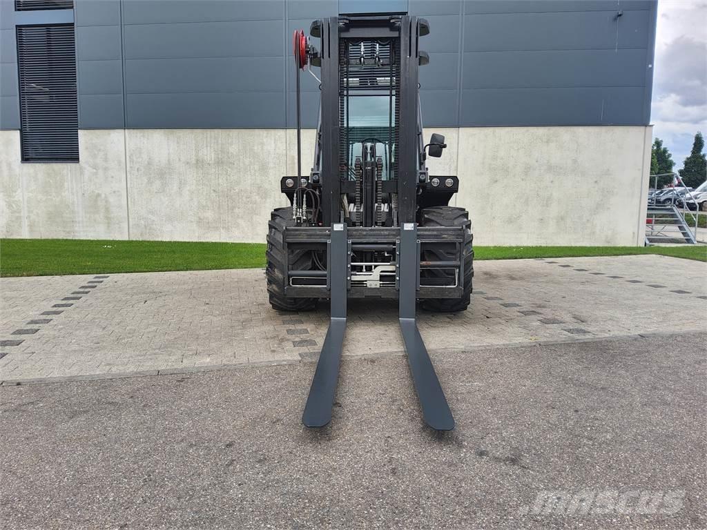 Manitou M 50-4 Arazi tipi forklift