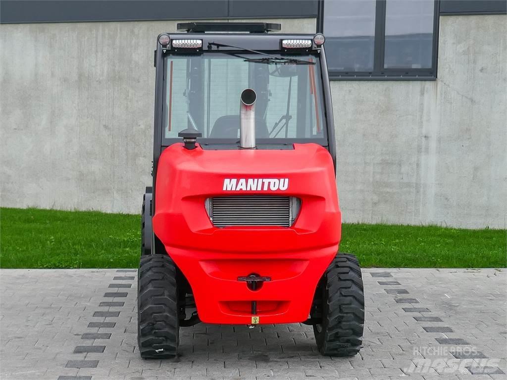 Manitou MC 25-4 Arazi tipi forklift