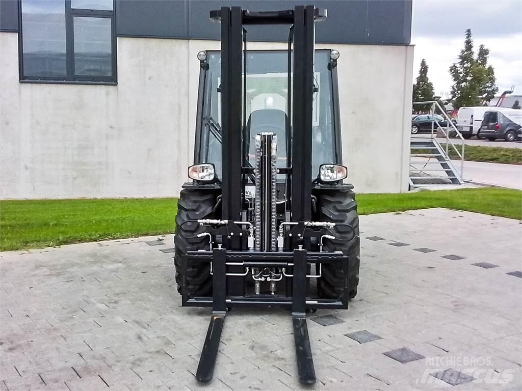 Manitou MC 25-4 Arazi tipi forklift