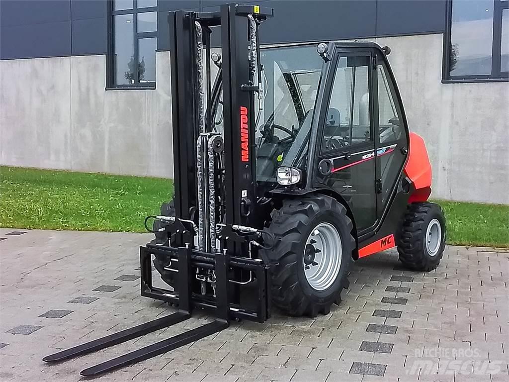 Manitou MC 25-4 Arazi tipi forklift