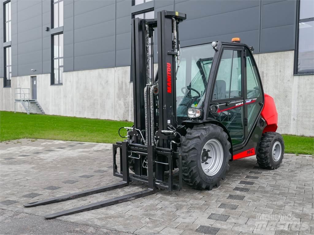 Manitou MC 30-4 Arazi tipi forklift