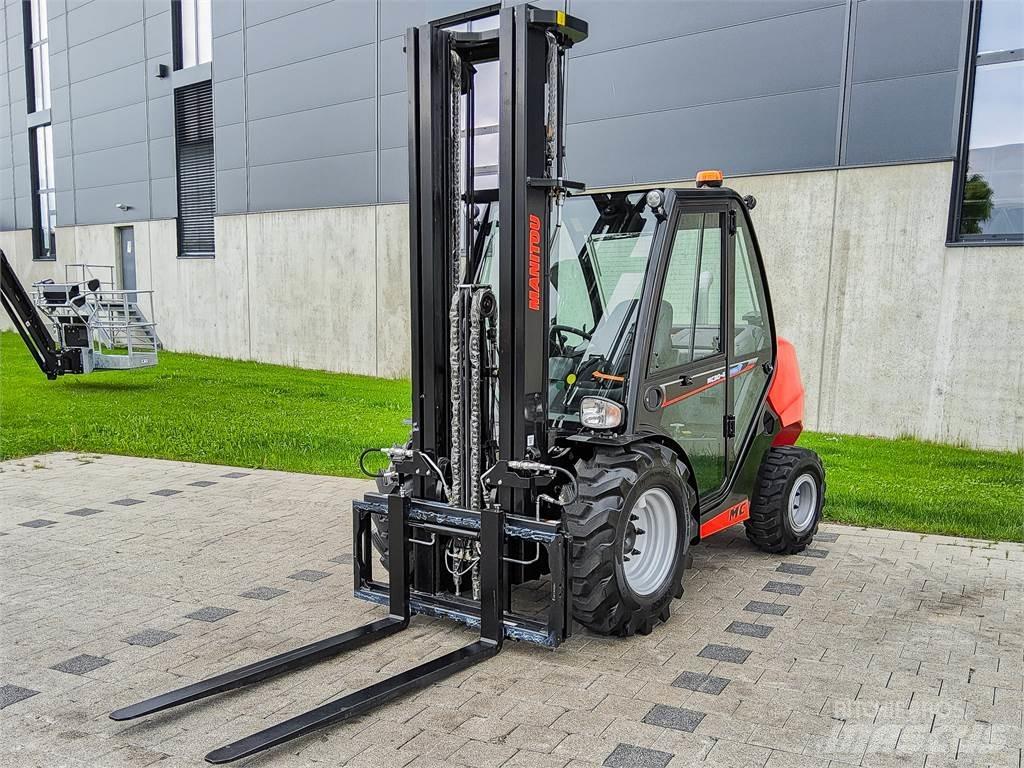 Manitou MC 30-4 Arazi tipi forklift