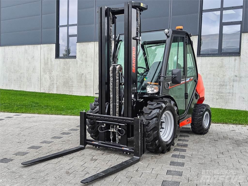 Manitou MC 30-4 Arazi tipi forklift