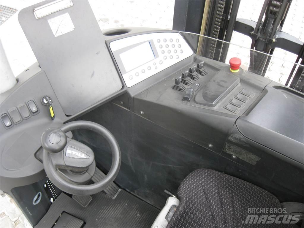 Still FM-X14 Reach truck - depo içi istif araçları