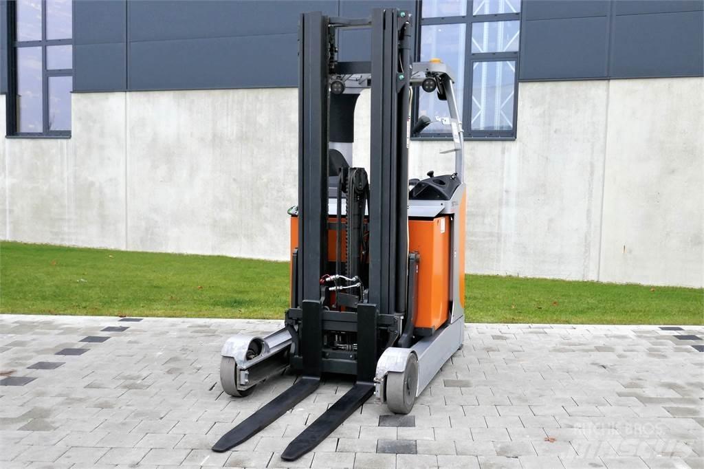 Still FM-X25 Reach truck - depo içi istif araçları