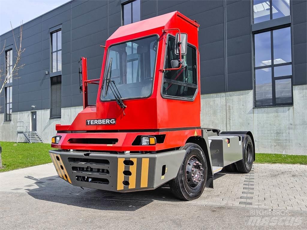 Terberg YT 220 Terminal çekiciler