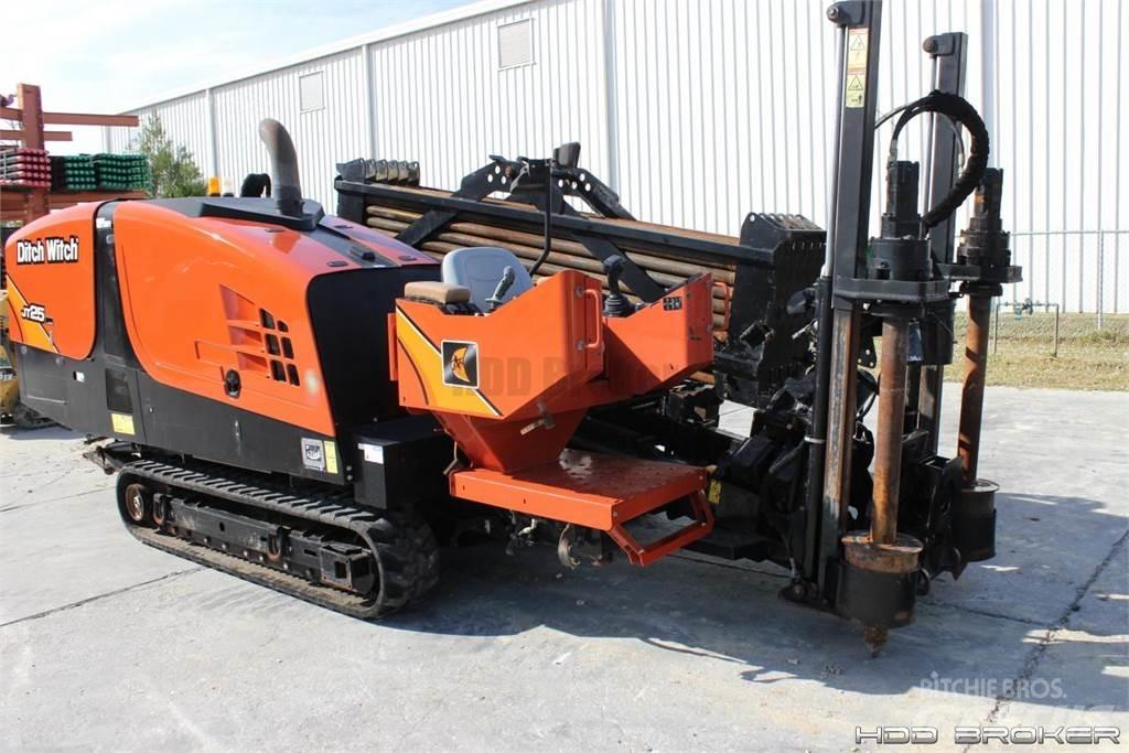 Ditch Witch JT25 Yatay sondaj makineleri