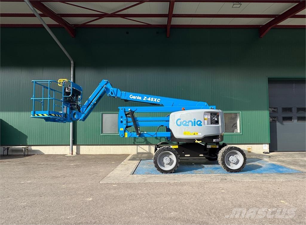 Genie Z-45 XC Körüklü personel platformları