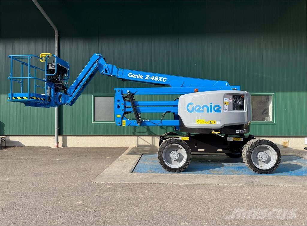 Genie Z-45 XC Körüklü personel platformları