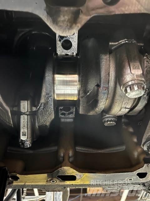 Detroit DD15 Motorlar
