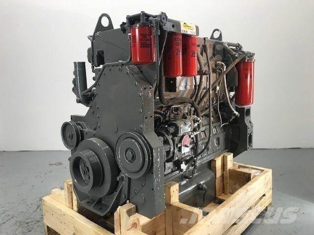 Komatsu M11-C Motorlar