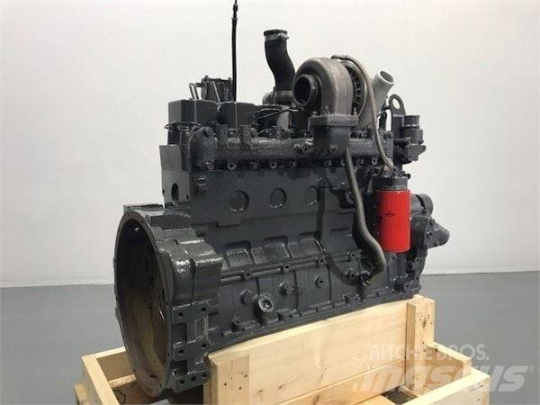 Komatsu SA6D102 Motorlar