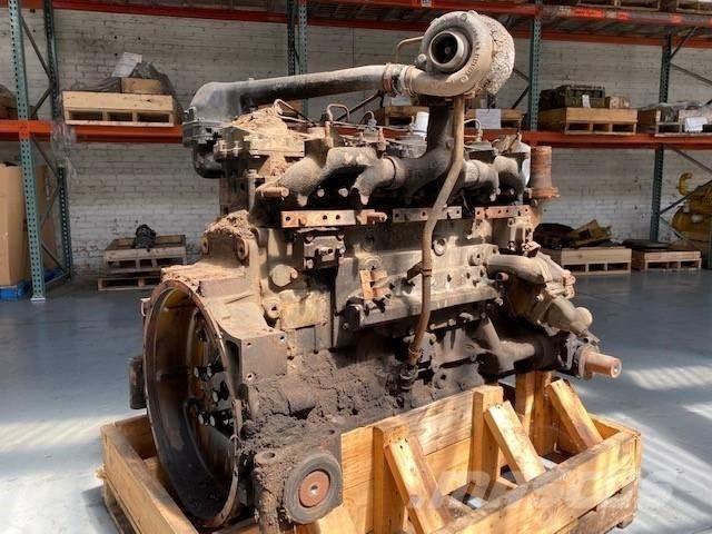 Komatsu SA6D125-2 Motorlar