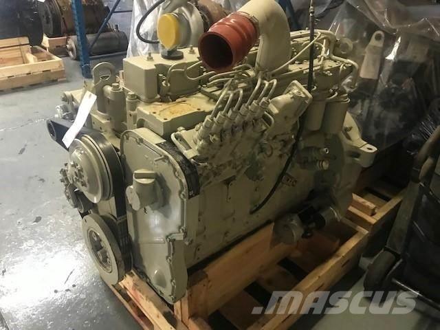 Komatsu SAA6D114-2 Motorlar