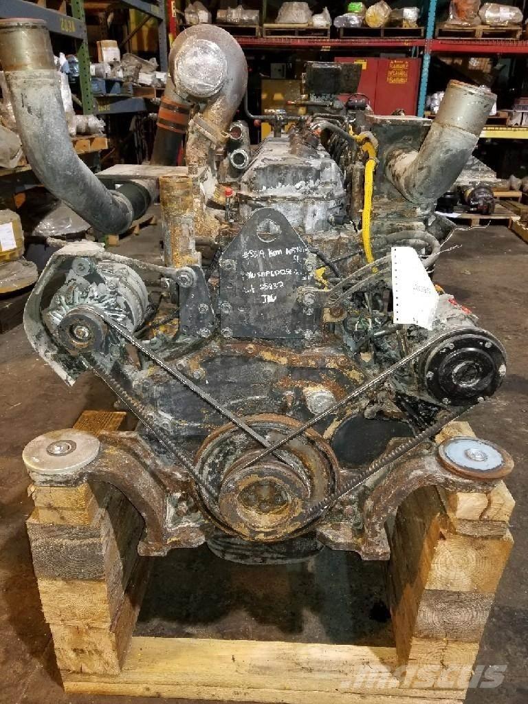 Komatsu SAA6D125E-3 Motorlar