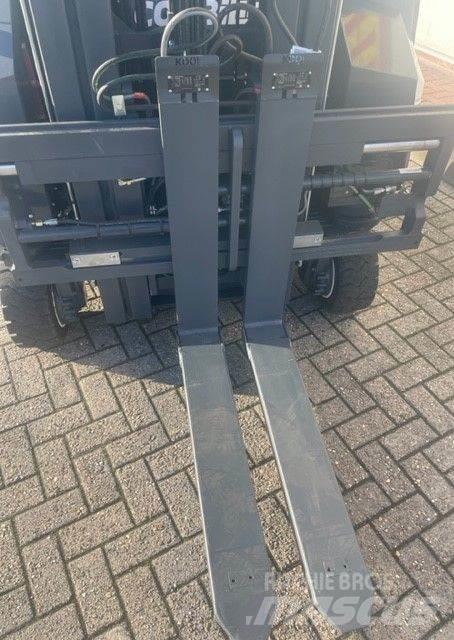 Combilift CBE 3000 Sideloader - dört yönlü forkliftler