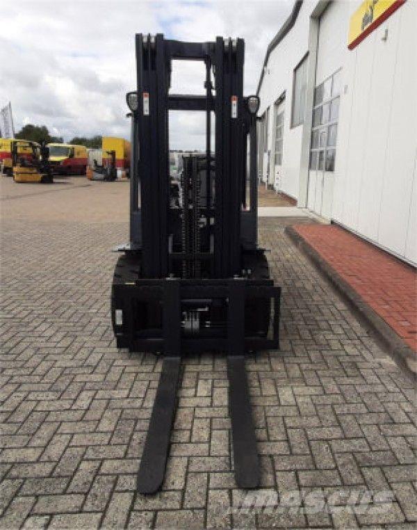 Doosan D35C-9 Dizel forkliftler
