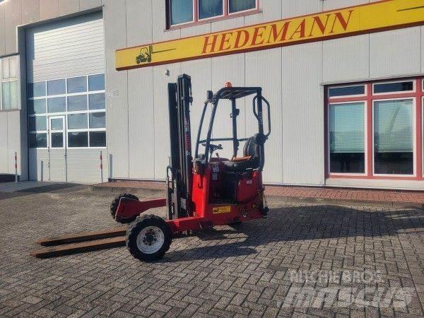 Moffett M4 25.3 Arazi tipi forklift