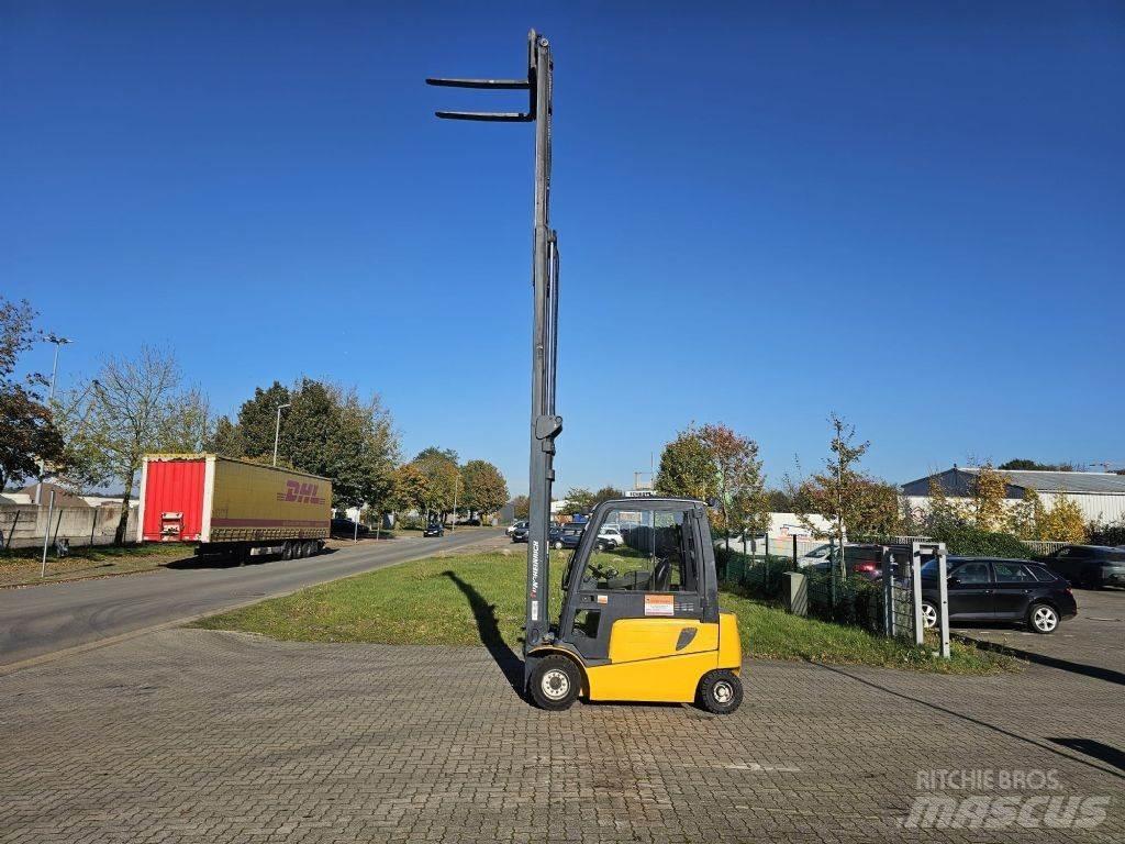 Jungheinrich EFG430 Elektrikli forkliftler