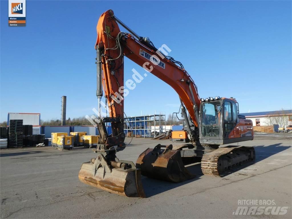 Doosan DX 225 LC-5 Paletli ekskavatörler