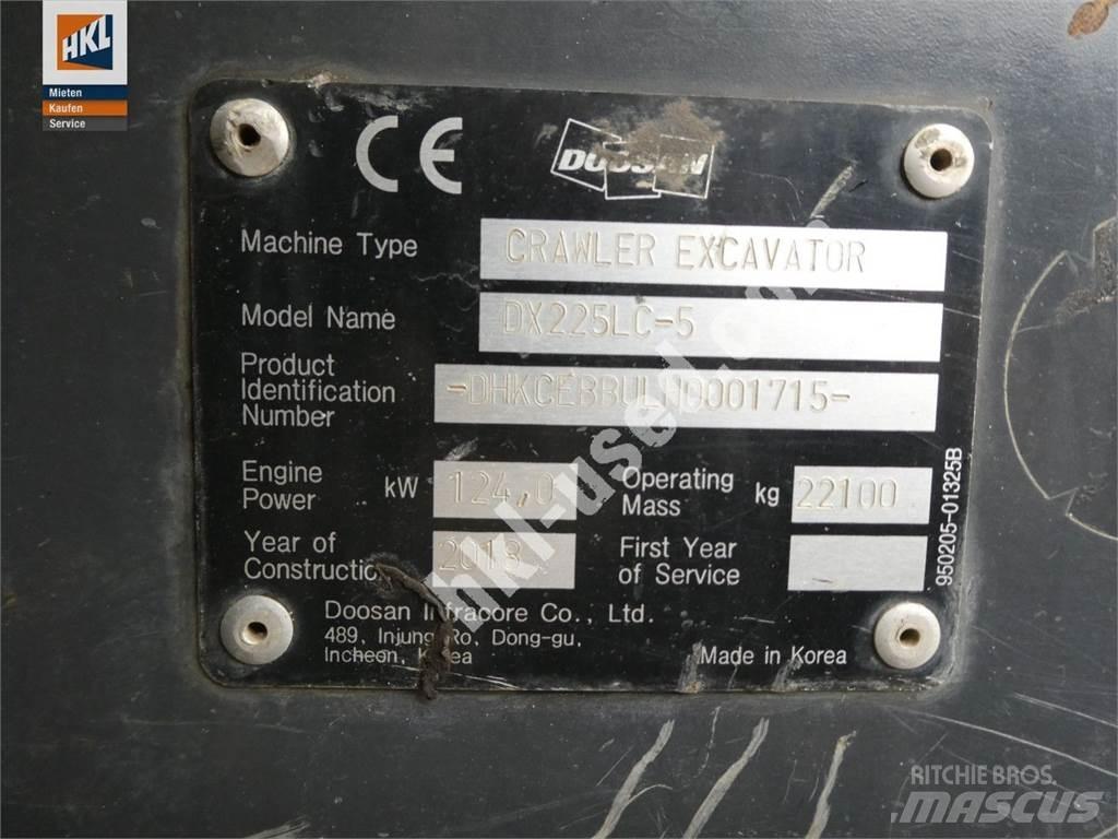 Doosan DX 225 LC-5 Paletli ekskavatörler