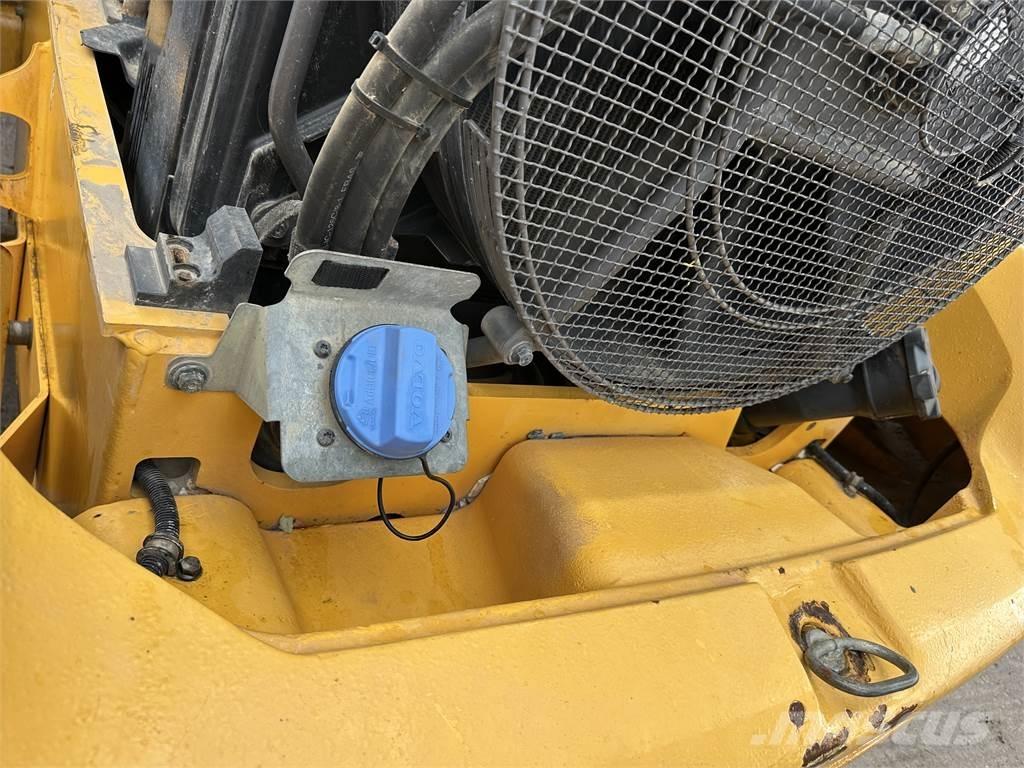 Volvo BM L70H Ön yükleyici ve kazicilar