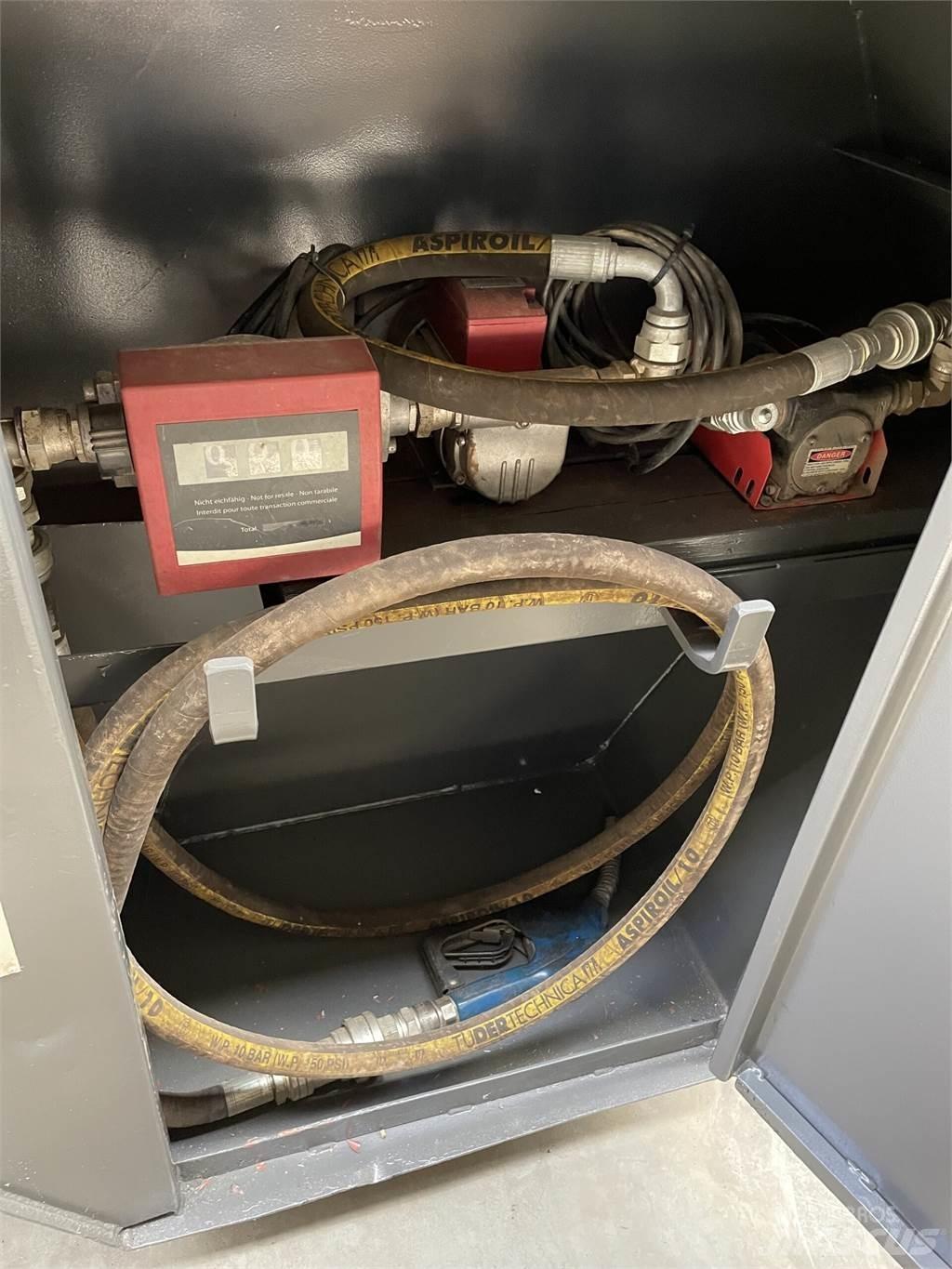  2000 ltr (ca) dieseltank Diger parçalar
