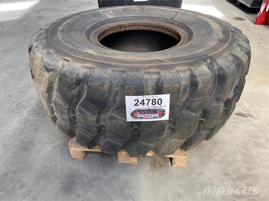  23.5xR25 Bridgestone dæk Lastikler
