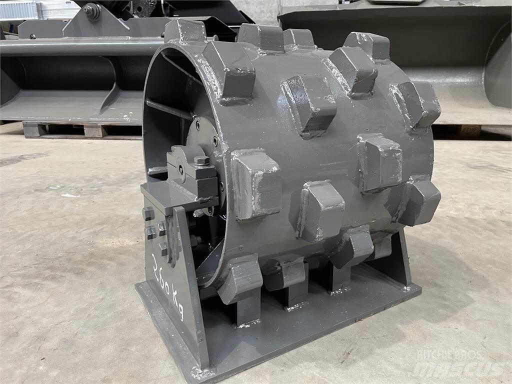  450 mm kompaktorhjul Pnömatik lastikli silindirler