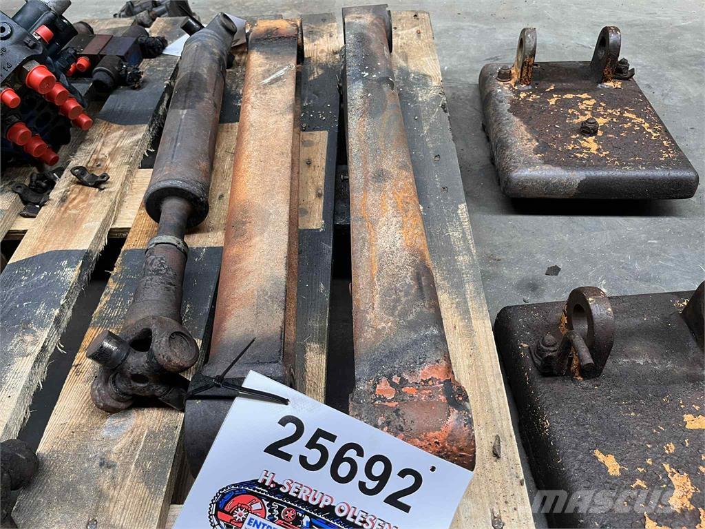 CASE 695SR Link Arm Diger parçalar