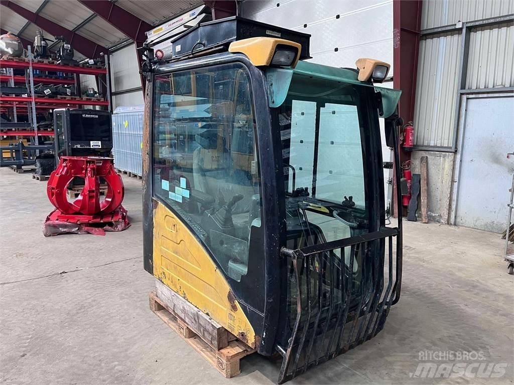 CAT 323D Førerhus Diger parçalar