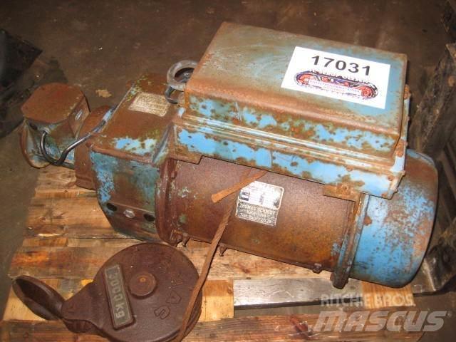 Demag spil 3 ton Dış cephe asansörleri