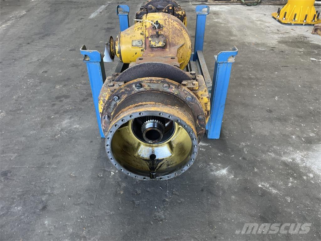  Front Aksel Ex. Volvo 4500 Akslar