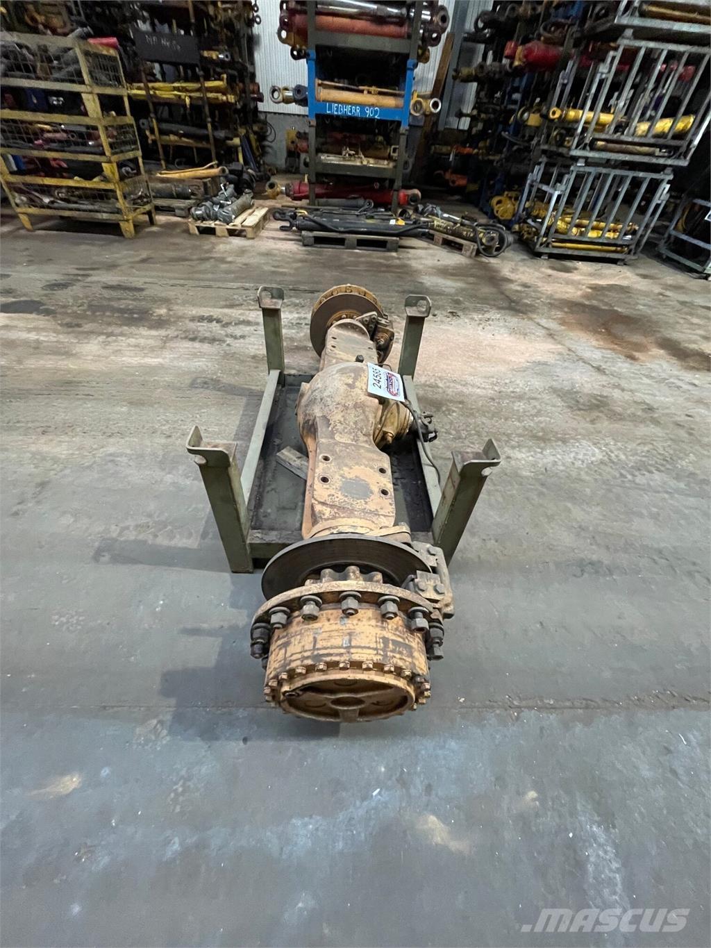  Frontaksel ex. Case 721B Akslar