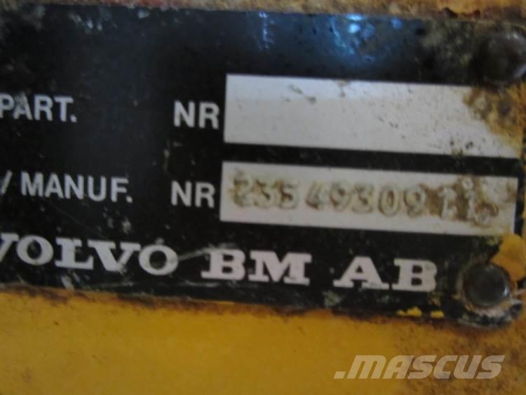  Frontaksel ex. Volvo A25C Akslar