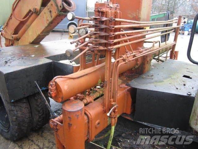 Hiab 1150 Yol-Arazi Tipi Vinçler (AT)
