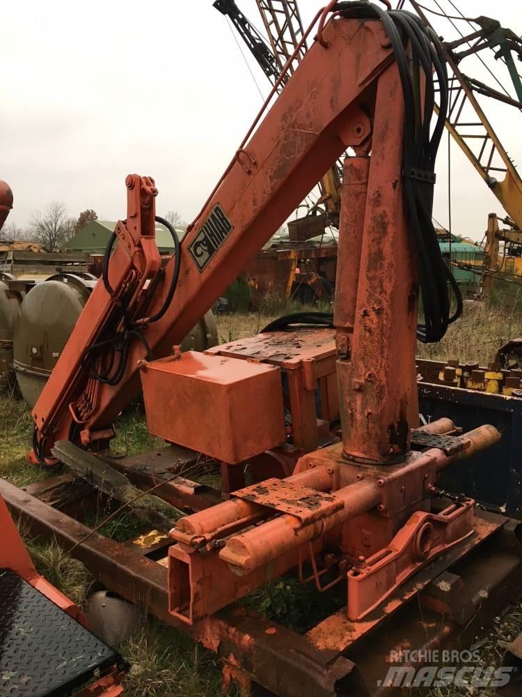 Hiab 670 Yol-Arazi Tipi Vinçler (AT)
