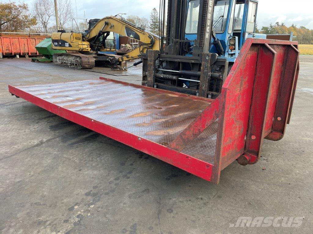  Maskintrailer med wirehejs Low loader yari çekiciler