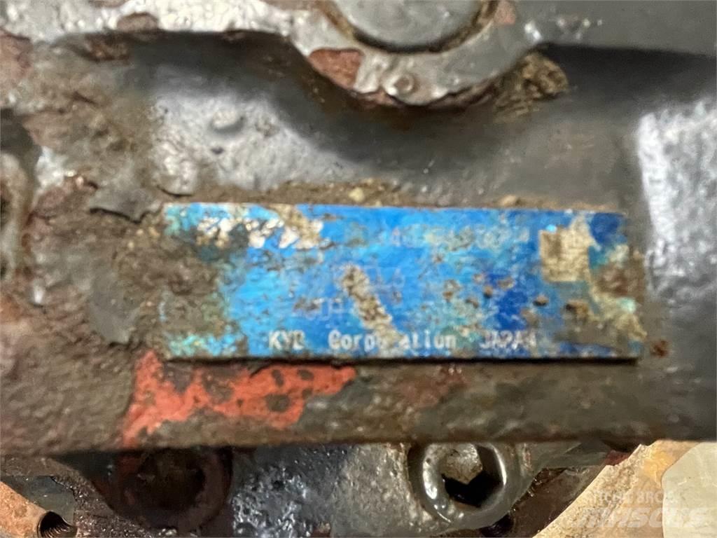 New Holland E485B Køregear Sanzuman